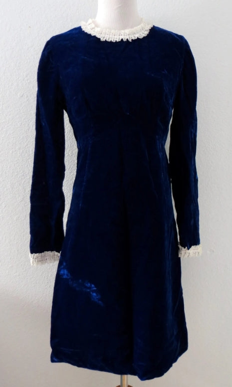 Elegant Vintage Velvet Dress Dark Blue Long Sleeve Short Evening Cocktail Dress